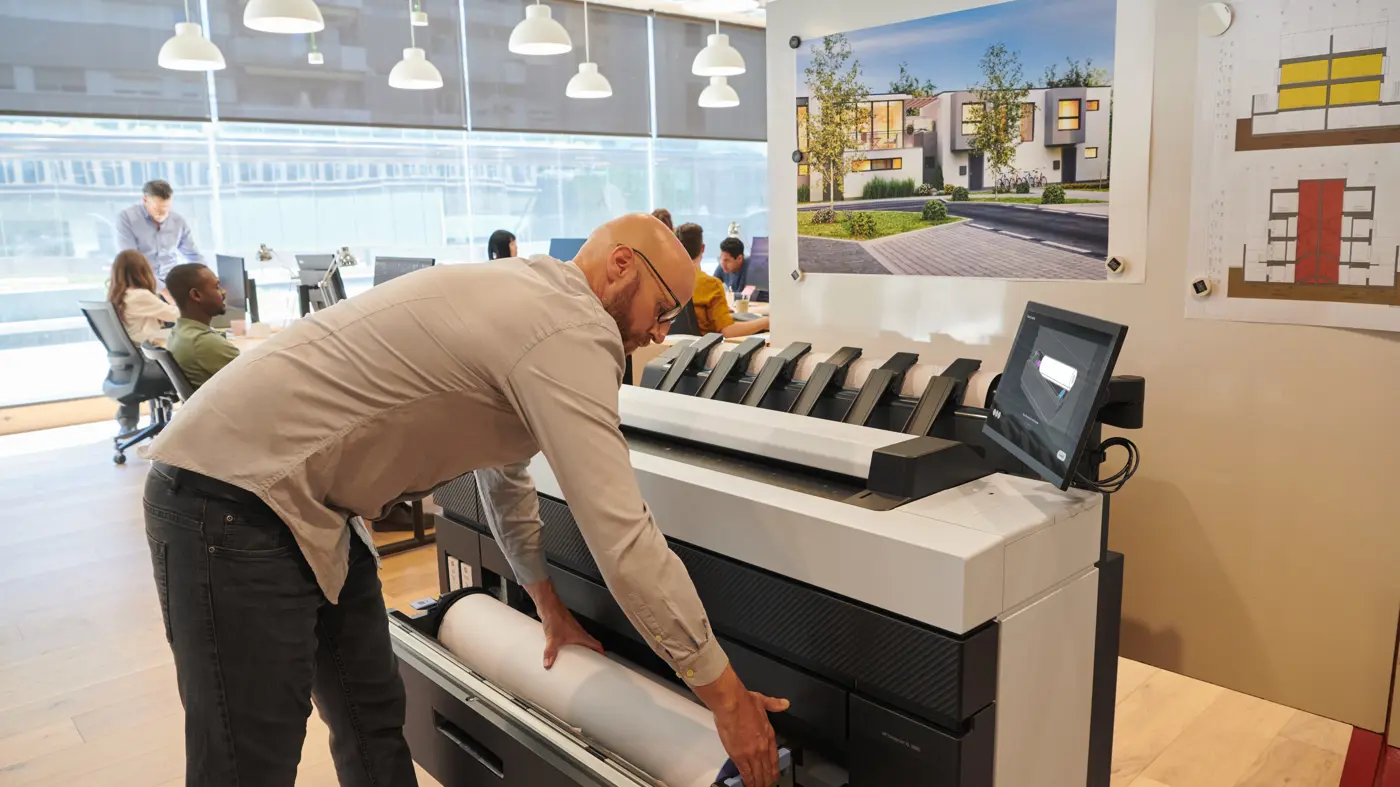 HP Designjet XL 3800 MFP Enterprise Lyfestyle 05 (2)